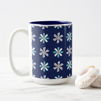 Navy Daisy Bliss Floral Pattern Zweifarbige Tasse