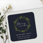 NAVY ELEGANT HOLLY BERRY WREATH CHRISTMAS-ADRESSE QUADRATISCHER AUFKLEBER<br><div class="desc">Wenn Sie weitere Anpassungen benötigen,  schreiben Sie mir bitte an yellowfebstudio@gmail.com.</div>