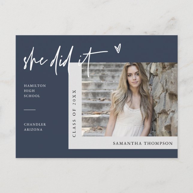 Navy Minimalistisches Foto Sie tat es Abschluss P Postkarte (Vorderseite)