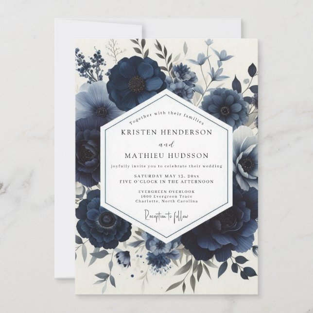 Navy Moody Floral Wedding Einladung (Vorderseite)