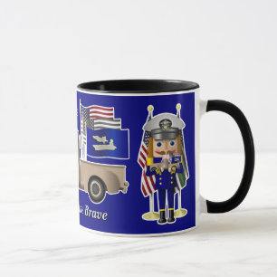 Navy Nutcracker mit wenig militärischem LKW Tasse