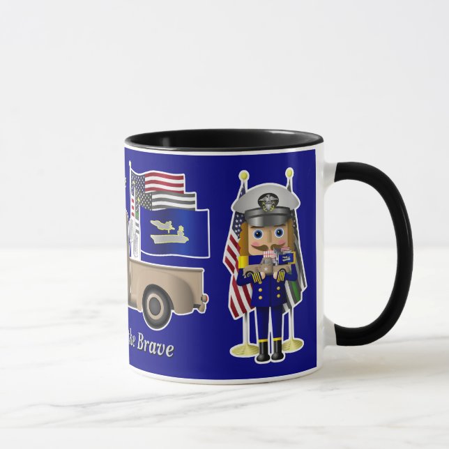 Navy Nutcracker mit wenig militärischem LKW Tasse (Rechts)