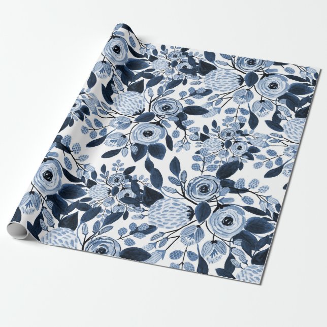 Navy Pastel Blue Watercolor Blumenmuster Geschenkpapier (Ungerollt)