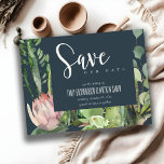 NAVY PINK FLORAL DESERT CACTI FAUNA SAVE THE DATE ANKÜNDIGUNGSPOSTKARTE<br><div class="desc">Eine perfekte Hochzeitskollektion für diejenigen, die ein geschmackvoll gestaltetes, elegantes und lebendiges Kakteen-Thema suchen. Die Kakteen und das sukkulente Blattwerk sind handbemalt in Aquarell. Personalisieren Sie es mit Ihrem Namen, Ihrem Hochzeitsdatum, und vergewissern Sie sich, dass Sie eine besondere Nachricht. Viele Designs zur Auswahl und viele Gegenstände, mit denen man...</div>