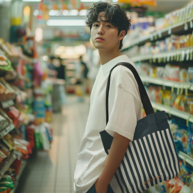 Navy Strips | Die Monografie des Modernen Gentlema (Von Creator hochgeladen)