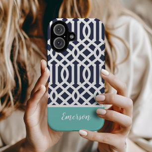 Navy und Aqua-Gitter-Monogramm iPhone 16 Hülle