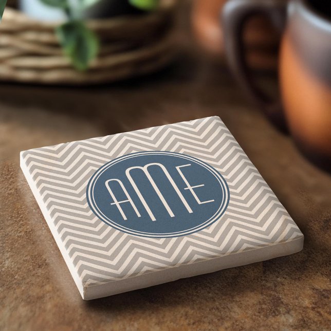 Navy und Graues Zickzack Muster Custom Monogram Steinuntersetzer (Custom Stone Coaster)