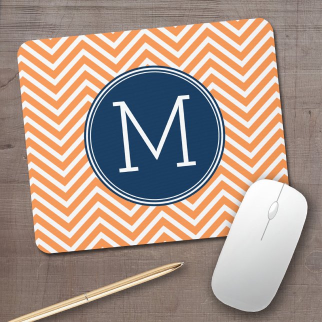 Navy und Orange Chevrons mit Custom Monogram Mousepad (Personalized mouse pad with your monogram)