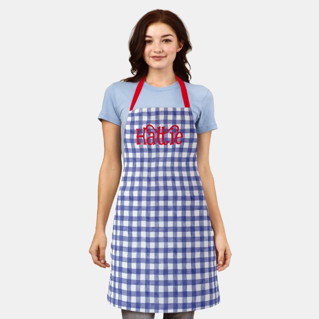 Navy Watercolor Gingham Personalisierte Schürze (Getragen)