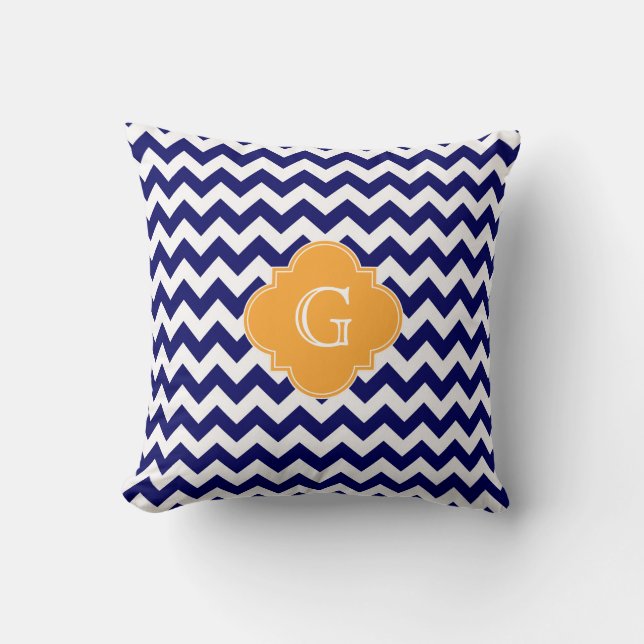 Navy Welch Chevron Cantaloupe Quatrefoil Monogram Kissen (Vorderseite)