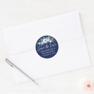 Navyblau-weiße florale Winter-Save-the-Date-Karte Runder Aufkleber