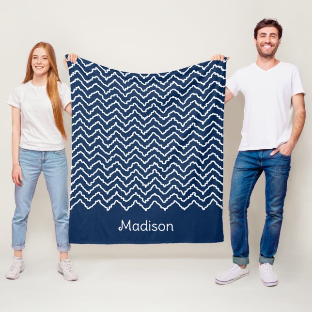 Navyblau-weißes, wellenförmiges Chevron-Muster Fleecedecke (Beispiel)