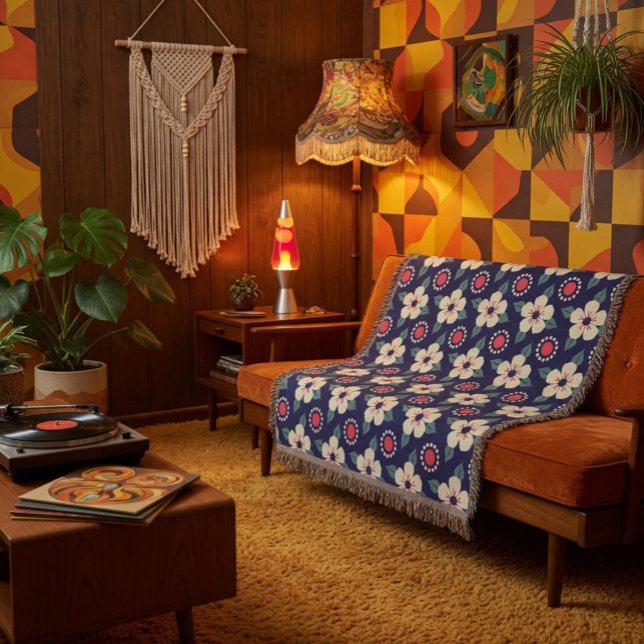 Navyblaue Decke mit cremefarbenen Blumen (Von Creator hochgeladen)