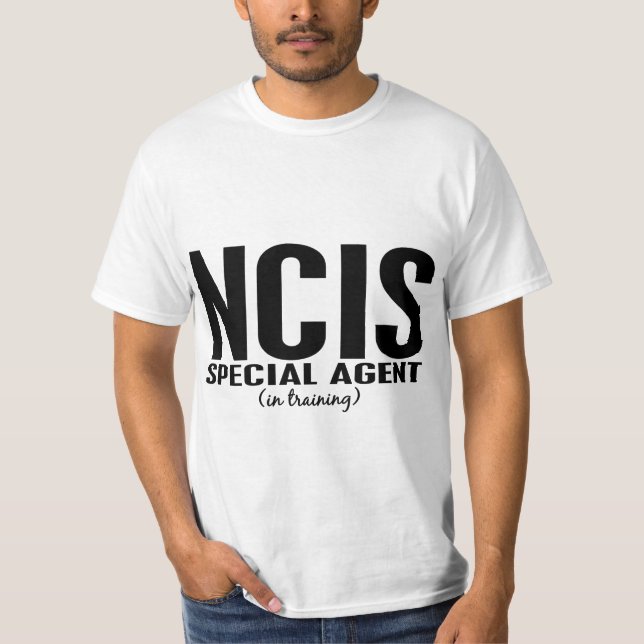 NCIS spezieller Agent in Training 1 T-Shirt (Vorderseite)