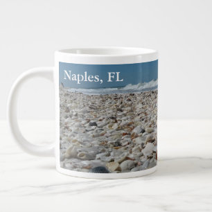 Neapel, FloridaSeashells auf der Strand-Tasse Jumbo-Tasse
