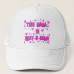 Neat-o-Rama Mama Mother Day Truckerkappe<br><div class="desc">The bright pink letters on this hat say "This Mama is Neat-o-Rama." The words are surrounded by pink flower heads. Great for the mother / mama / momma who loves 1980's retro slang. A cute hat for Mother's Day,  a mama's birthday or a new mom / be.</div>