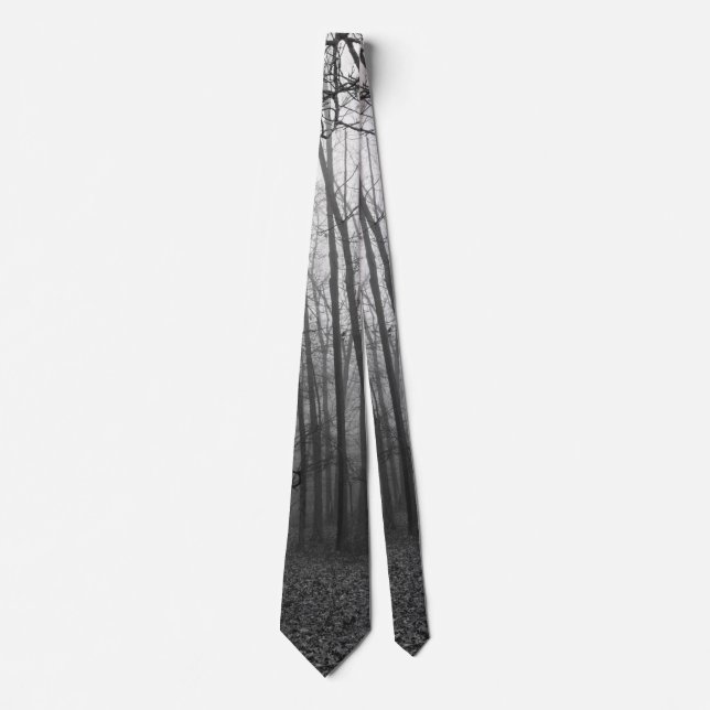 Nebel durch den Wald Graustufen Neck Tie Krawatte (Vorderseite)