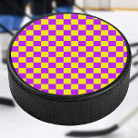 Nebel Lila Gelb Karton Vintag Eishockey Puck<br><div class="desc">Vintage Nebel Lila und Gelb Karton</div>
