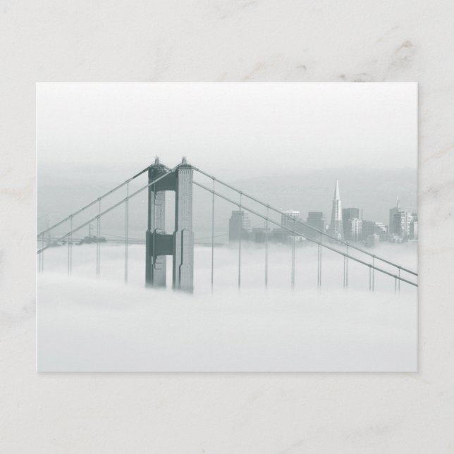 Nebel rollt durch die Bucht von San Francisco 2 Postkarte (Vorderseite)