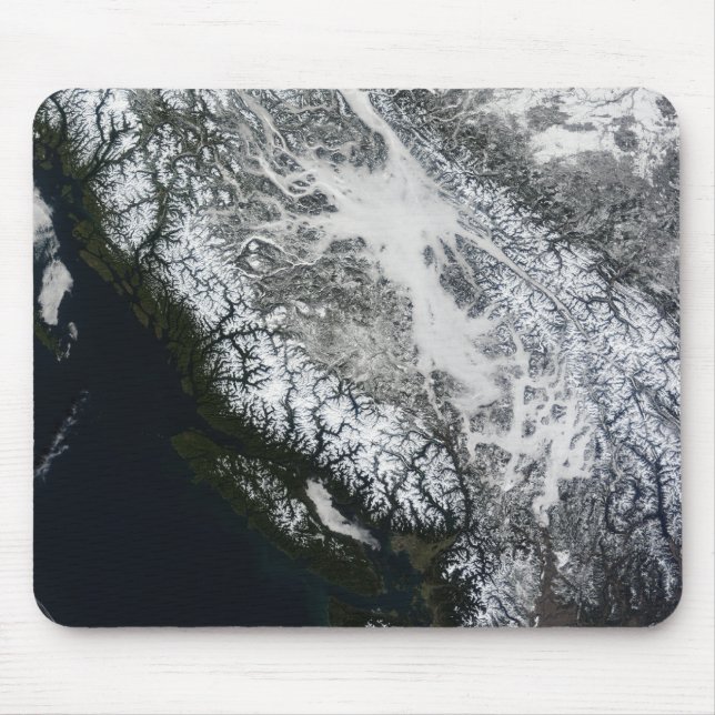 Nebel und Schnee in British Columbia Mousepad (Vorne)