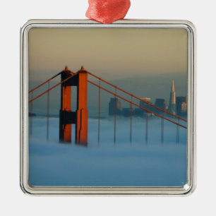 Nebel zieht durch die Bucht von San Francisco Silbernes Ornament