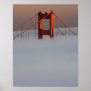Nebel zieht durch die Bucht von San Francisco und Poster