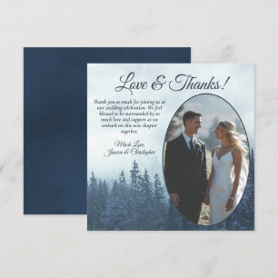 Nebelblaue Kiefern - Rustikale Hochzeit Oval-Foto Dankeskarte