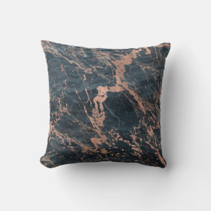 Nebelhaft-rustikales Blau und Rosa-Gold schicker M Kissen
