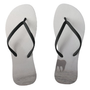 Nebelhaftes Grasen Flip Flops
