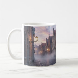 Nebeliger Brügge-Laternen-Glow-Traumlandschaft-Bec Kaffeetasse