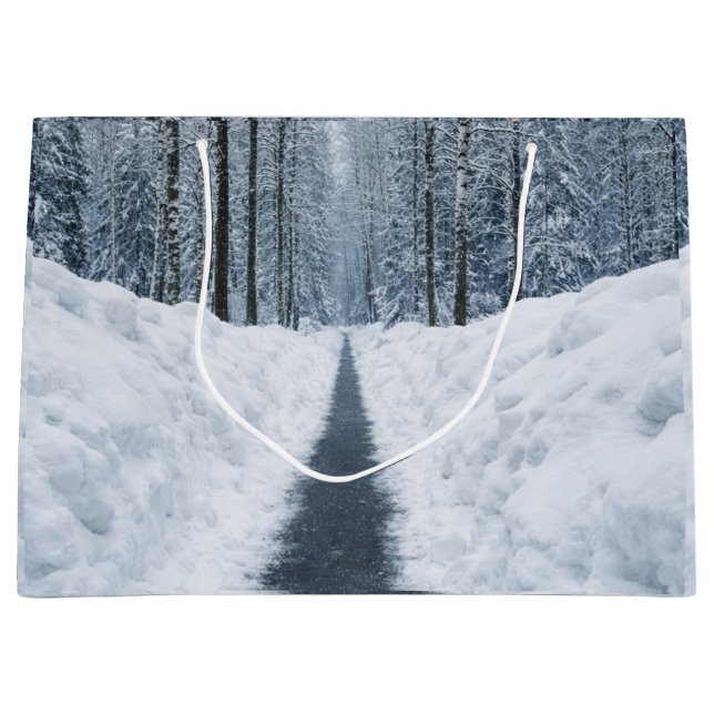 Nebeliger Winterwaldweg Winterlandschaft Große Geschenktüte (Vorderseite)