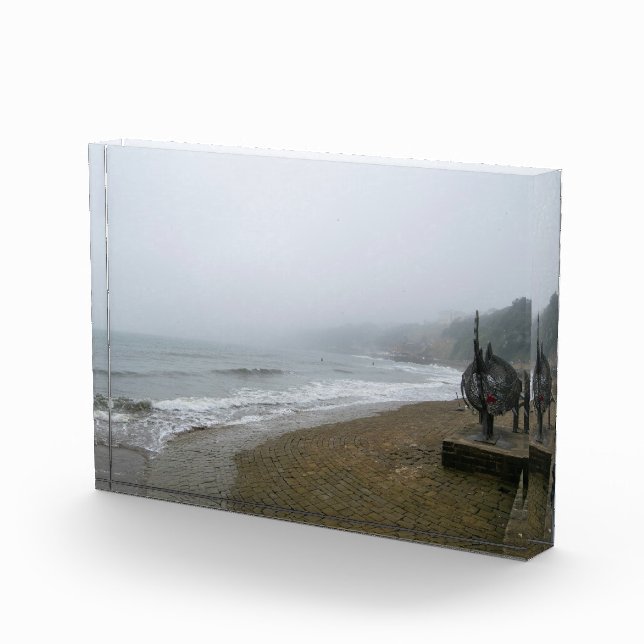 Nebliger Strand von Scarborough Fotoblock (Rechts)