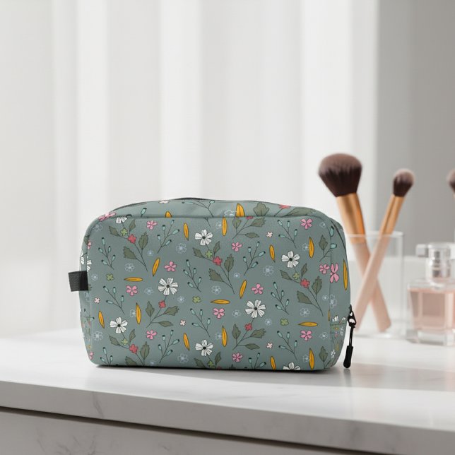 Necessaire for children with flower print. waschbeutel (Von Creator hochgeladen)