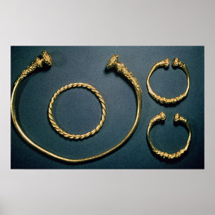 Necklet und Armbänder von Waldalgesheim Poster