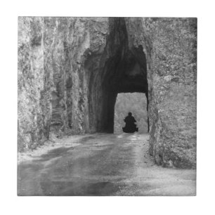 Needles Highway Tunnel Fliese