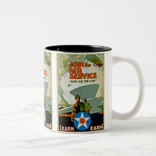 Nehmen Sie am Luftdienst ~ geben 'Er die Waffe Zweifarbige Tasse