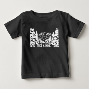 Nehmen Sie eine monochrome Berglandschaft zu Wande Baby T-shirt