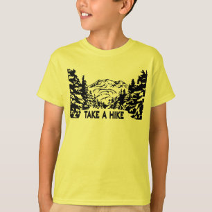 Nehmen Sie eine monochrome Berglandschaft zu Wande T-Shirt