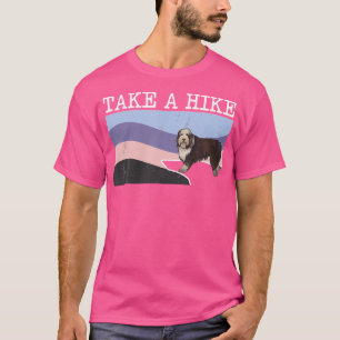 Nehmen Sie eine Wanderung Barted Collie Funny Graf T-Shirt