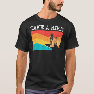 Nehmen Sie eine Wanderung durch Afghanistan-Hunde- T-Shirt