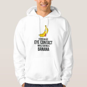 Nehmen Sie nie Blickkontakt beim Essen einer Hoodie