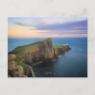 Neist Point Leuchtturm auf Skye bei Sonnenuntergan Postkarte