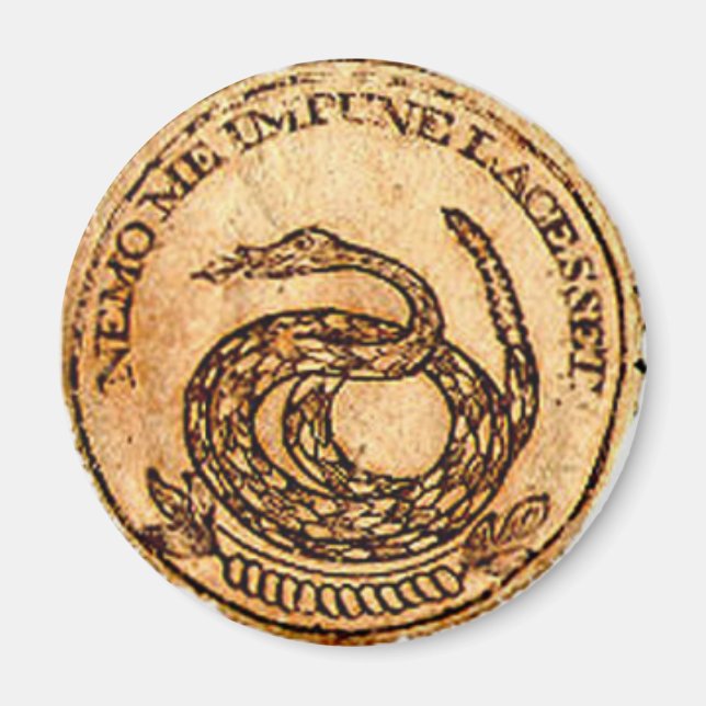 Nemo me impune lacesset magnet (Vorne)