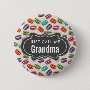 Nenn mich einfach Oma Text Macarons Muster Button