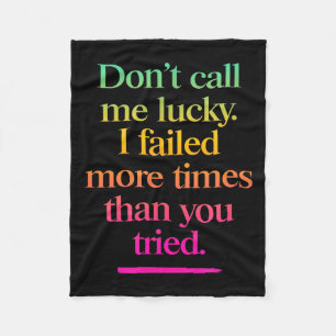 Nenne mich nicht glücklich - Motivationsspruch Fleecedecke