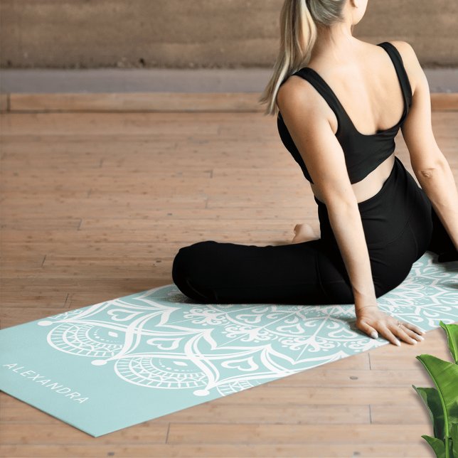 Neo Mint und White Mandala Personalisiert Boho Yogamatte (Personalized Neo Mint and White Boho Yoga Mat with Mandala Design)