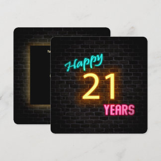 Neon 21. Geburtstag Zeichen auf Backstein Einladung