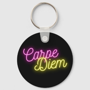 Neon Carpe Diem Word Art Schlüsselanhänger