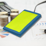 Neon Chartreuse Solid Color | Classic Tri-fold Geldbeutel<br><div class="desc">Neon Chartreuse - Die zeitlose Faszination des Solid Color Design: Eine faszinierende Mischung aus klassischer Form und eleganter Einfachheit. Dieses Design ist eine Feier des Powers und der Schönheit in einem Single, markante Farbe gefunden. Die solide Farbgestaltung zeichnet sich durch ihre raffinierte Eleganz aus und macht sie zu einem idealen...</div>