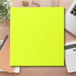 Neon Chartreuse Solid Color | Trendfarbe Notizblock<br><div class="desc">Neon Chartreuse Solid Color | Neon Colors | Klassisches Design | Elegantes Produkt | Trendfarben | Stilvoll und Mode | Berufliches Design</div>